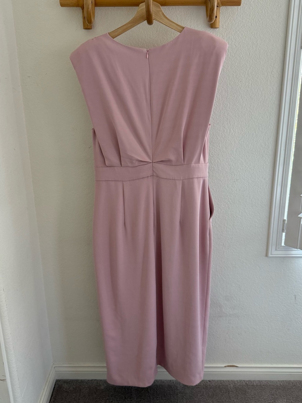 Fehaute pink sleeveless midi dress gold buttons slit shoulder pads pockets glam - Picture 5 of 9